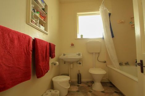 Photo of property in 2/31 Tahi Street, Miramar, Wellington, 6022