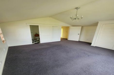 Photo of property in 302 Rangatira Road, Beach Haven, Auckland, 0626