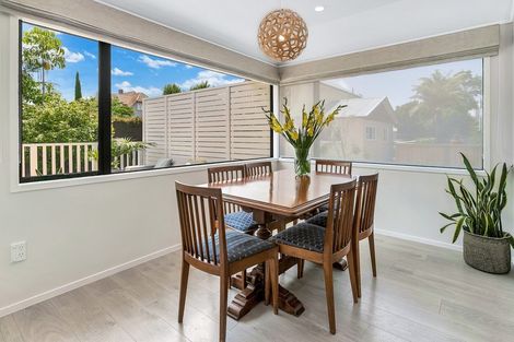 Photo of property in 2/41 Wright Road, Point Chevalier, Auckland, 1022