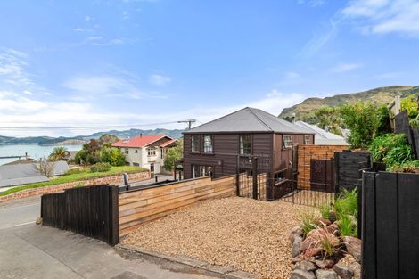 Photo of property in 2a Ripon Street, Lyttelton, 8082