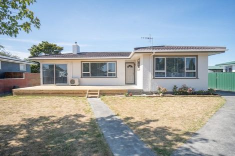 Photo of property in 26 Battersea Place, Roslyn, Palmerston North, 4414
