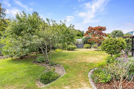 Photo of property in 44 Awanui Drive, Waikanae, 5036