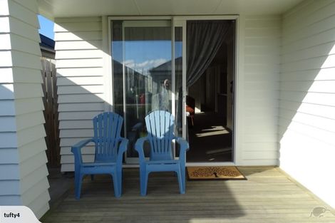 Photo of property in 28 Pounamu Place, Pegasus, 7612