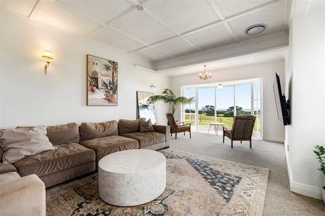 Photo of property in 207 Upper Pitone Road, Pitone, New Plymouth, 4374