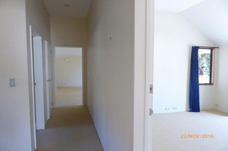Photo of property in 28 Comins Crescent, Mission Bay, Auckland, 1071