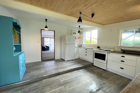 Photo of property in 11 Noble Street, Owaka, 9585