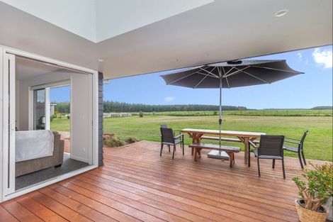Photo of property in 54 Kanuka Drive, Waitarere, Levin, 5510