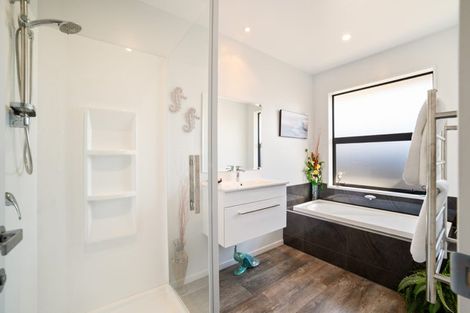 Photo of property in 11 Wakeman Way, Kaiapoi, 7630