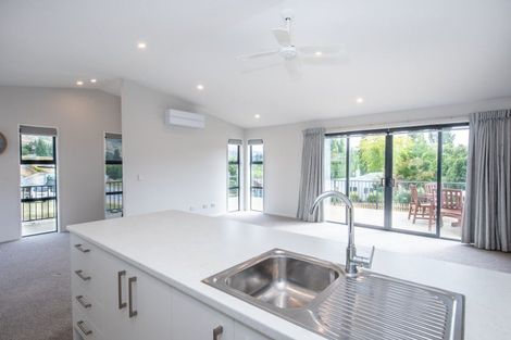 Photo of property in 4 Selkirk Street, Roxburgh, 9500