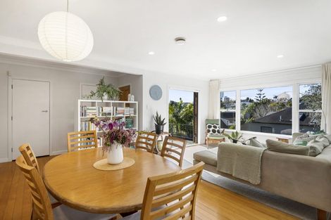 Photo of property in 3 Spencer Terrace, Hauraki, Auckland, 0622