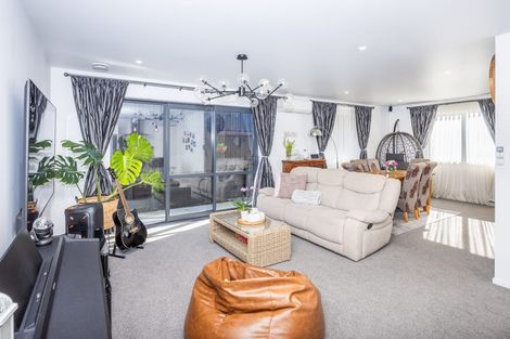 Photo of property in 40 Ladeira Place, Fitzroy, Hamilton, 3206