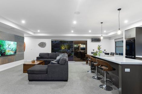 Photo of property in 266 Ballintoy Park Drive, Welcome Bay, Tauranga, 3175