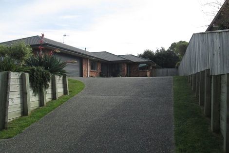 Photo of property in 9 Cascade Way, Paraparaumu, 5032