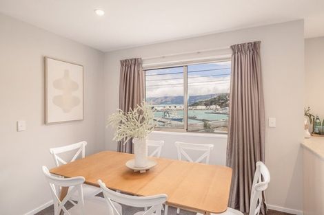 Photo of property in 10 Saint Davids Street, Lyttelton, 8082