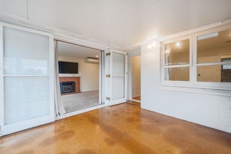 Photo of property in 56 Botany Road, Botany Downs, Auckland, 2010