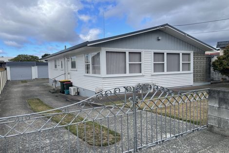 Photo of property in 231 Sandwich Road, St Andrews, Hamilton, 3200