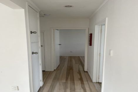 Photo of property in 1/167 Forrest Hill Road, Forrest Hill, Auckland, 0620