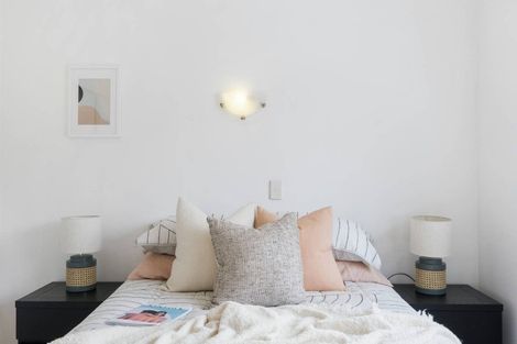 Photo of property in 2/69 Simon Ellice Drive, Bayview, Auckland, 0629