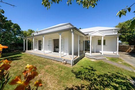 Photo of property in 31 Dunk Place, Milson, Palmerston North, 4414