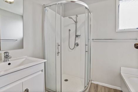 Photo of property in 307 Roscommon Road, Clendon Park, Auckland, 2103