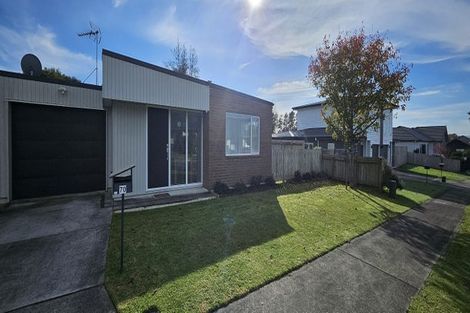 Photo of property in 70 Prado Drive, Pukekohe, 2120