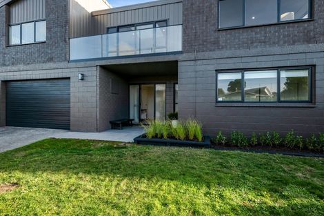 Photo of property in 20 Tiverton Crescent, Whalers Gate, New Plymouth, 4310