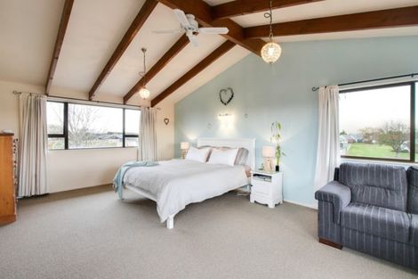 Photo of property in 3 Spriggs Crescent, Greenmeadows, Napier, 4112