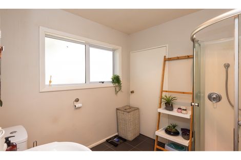 Photo of property in 86 Packe Street, Edgeware, Christchurch, 8013