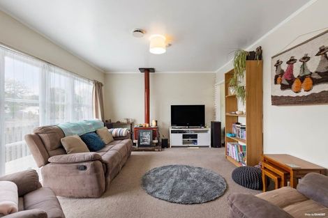 Photo of property in 25 Meilland Place, Glen Eden, Auckland, 0602