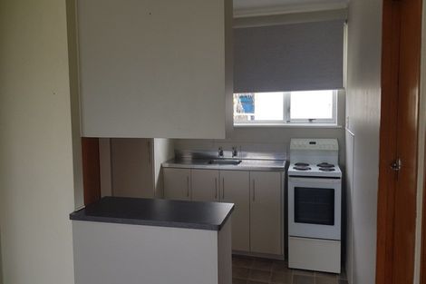 Photo of property in 1/145 Ruamahanga Crescent, Terrace End, Palmerston North, 4410