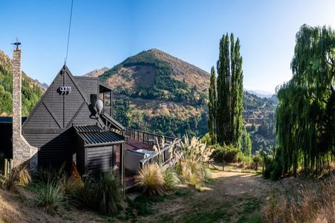 Photo of property in 46 Moonlight Track, Arthurs Point, Queenstown, 9371