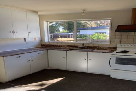 Photo of property in 2/72 Waratah Street, Avondale, Christchurch, 8061
