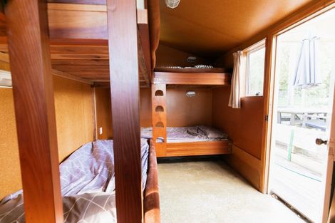 Photo of property in 19 Kapiti Place, Kairakau, Elsthorpe, 4295