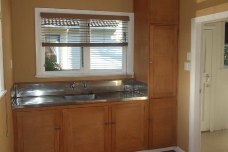 Photo of property in 44 Millar Street, Terrace End, Palmerston North, 4410