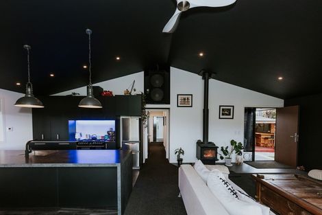 Photo of property in 19 Airedale Road, Weston, Oamaru, 9401