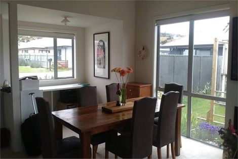 Photo of property in 8 Poppy Lane, Albert Town, Wanaka, 9305