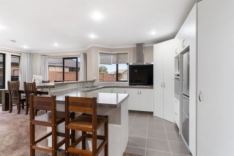 Photo of property in 10 Roxbury Place, Papamoa Beach, Papamoa, 3118