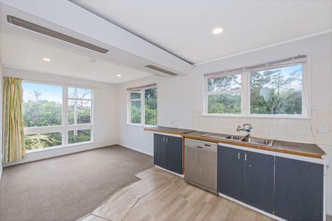 Photo of property in 38 Lanigan Street, Birkdale, Auckland, 0626