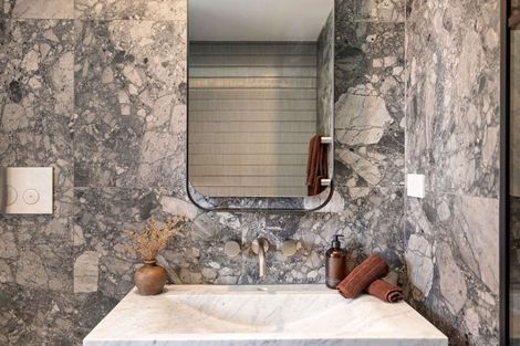 Photo of property in 10 Soudley Court, Jacks Point, Queenstown, 9371