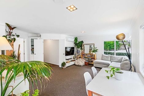 Photo of property in 2/34 Howe Street, Howick, Auckland, 2014