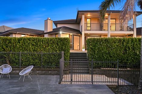 Photo of property in 2 Stonebridge Road, Temple View, Hamilton, 3289