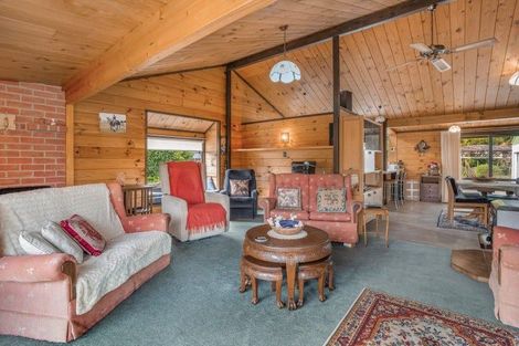 Photo of property in 19 Deller Drive, Carterton, 5713