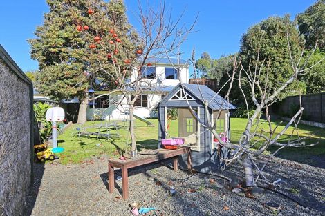 Photo of property in 32 Cedar Road, Te Awanga, 4102