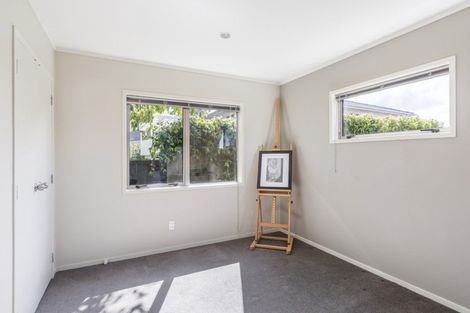 Photo of property in 1 Montmere Avenue, Te Atatu Peninsula, Auckland, 0610
