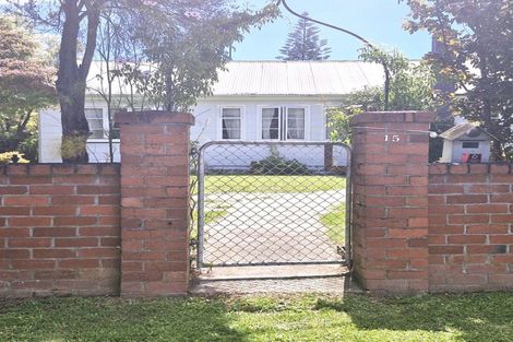 Photo of property in 15 Harker Street, Waipawa, 4210