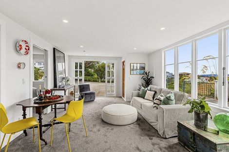 Photo of property in 39 Mills Road, Brooklyn, Wellington, 6021