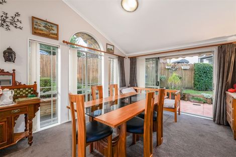 Photo of property in 120 Buscomb Avenue, Henderson, Auckland, 0610