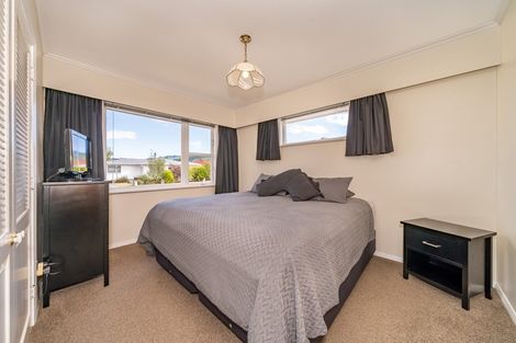 Photo of property in 48 Kashmir Avenue, Clouston Park, Upper Hutt, 5018
