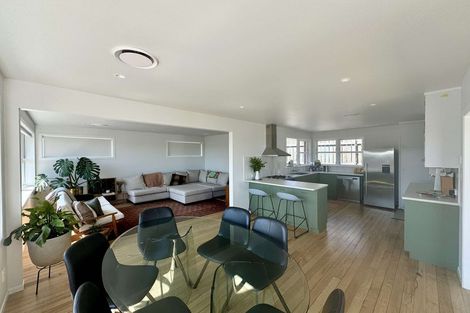 Photo of property in 10 Tirowhanga Road, Paremata, Porirua, 5024