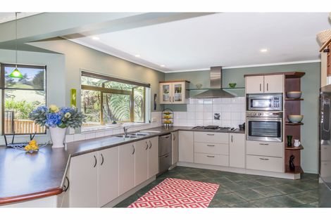 Photo of property in 360 Wairere Road, Waitakere, Henderson, 0782